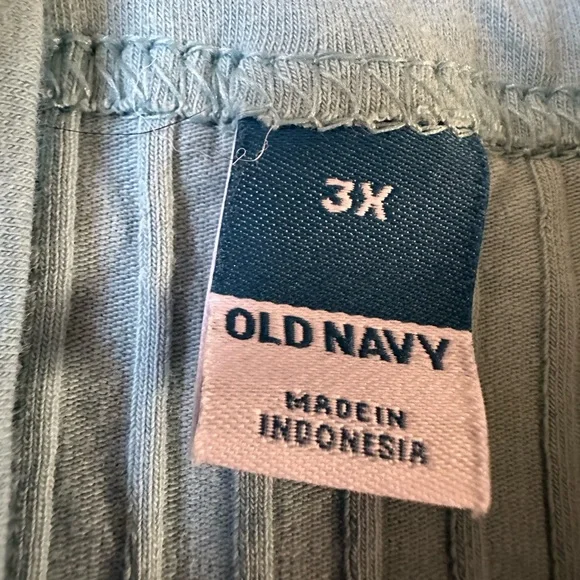 🍉 Old Navy crop cami ribbed light green 3X EUC lettuce hem - Picture 3 of 4